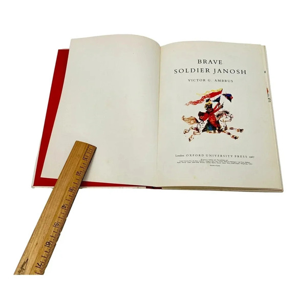 Brave Solider Janosh Victor G  Ambrus Oxford Press 1967 First Edition HC Hungary - Picture 5 of 10
